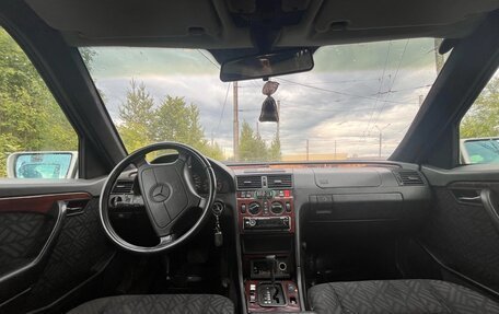 Mercedes-Benz C-Класс, 1994 год, 142 000 рублей, 16 фотография