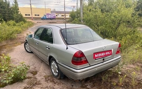 Mercedes-Benz C-Класс, 1994 год, 142 000 рублей, 6 фотография