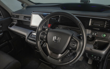 Honda Stepwgn IV, 2018 год, 2 599 000 рублей, 8 фотография