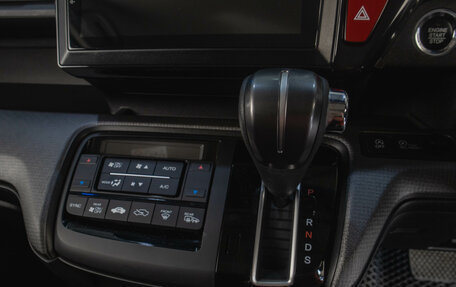 Honda Stepwgn IV, 2018 год, 2 599 000 рублей, 17 фотография