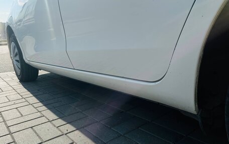 Toyota Vitz, 2014 год, 950 000 рублей, 10 фотография