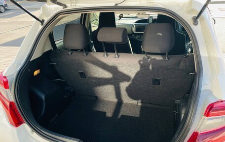 Toyota Vitz, 2014 год, 950 000 рублей, 13 фотография