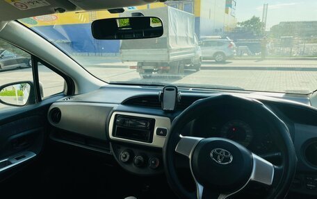Toyota Vitz, 2014 год, 950 000 рублей, 17 фотография