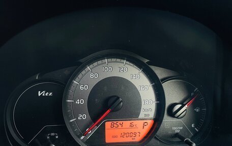 Toyota Vitz, 2014 год, 950 000 рублей, 19 фотография