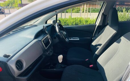 Toyota Vitz, 2014 год, 950 000 рублей, 21 фотография
