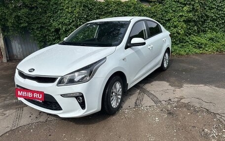 KIA Rio IV, 2019 год, 1 350 000 рублей, 2 фотография
