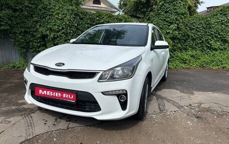 KIA Rio IV, 2019 год, 1 350 000 рублей, 3 фотография