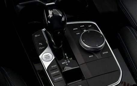 BMW 1 серия, 2019 год, 2 690 000 рублей, 19 фотография