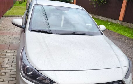 Hyundai Solaris II рестайлинг, 2019 год, 1 650 000 рублей, 13 фотография