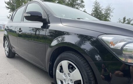 KIA cee'd I рестайлинг, 2010 год, 700 000 рублей, 4 фотография