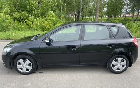 KIA cee'd I рестайлинг, 2010 год, 700 000 рублей, 5 фотография