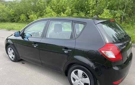 KIA cee'd I рестайлинг, 2010 год, 700 000 рублей, 8 фотография