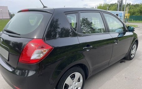 KIA cee'd I рестайлинг, 2010 год, 700 000 рублей, 7 фотография