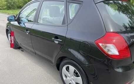 KIA cee'd I рестайлинг, 2010 год, 700 000 рублей, 10 фотография