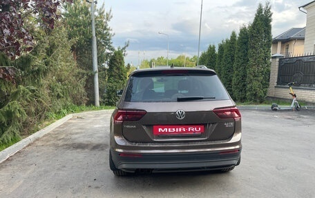 Volkswagen Tiguan II, 2017 год, 2 850 000 рублей, 4 фотография