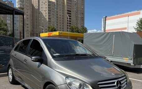 Mercedes-Benz B-Класс, 2006 год, 550 000 рублей, 2 фотография