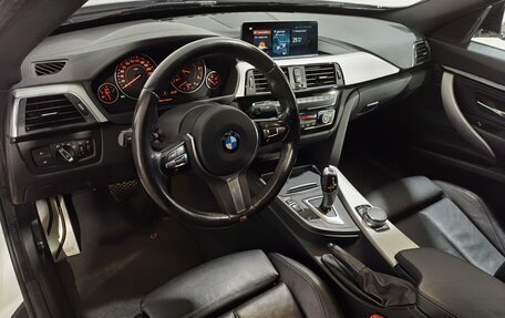 BMW 3 серия, 2019 год, 3 290 000 рублей, 12 фотография