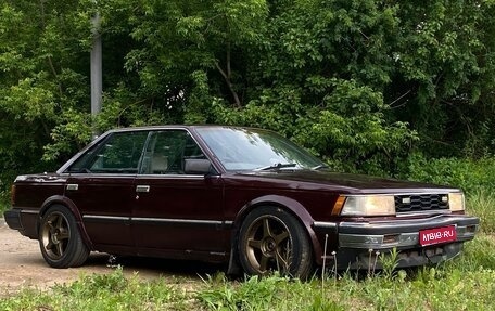 Nissan Bluebird VIII, 1987 год, 300 000 рублей, 1 фотография