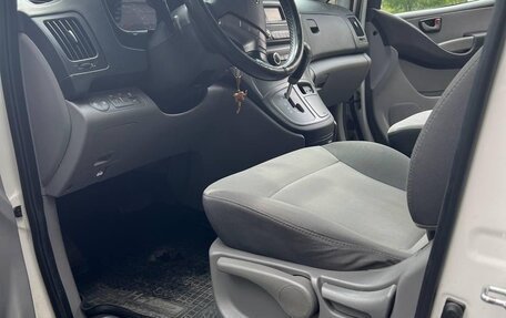 Hyundai H-1 II рестайлинг, 2017 год, 2 150 000 рублей, 7 фотография