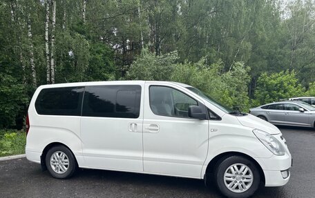 Hyundai H-1 II рестайлинг, 2017 год, 2 150 000 рублей, 3 фотография