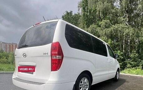 Hyundai H-1 II рестайлинг, 2017 год, 2 150 000 рублей, 5 фотография