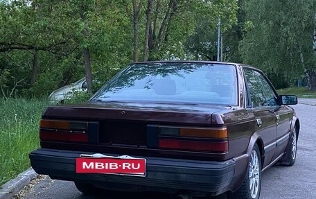 Nissan Bluebird VIII, 1987 год, 300 000 рублей, 7 фотография