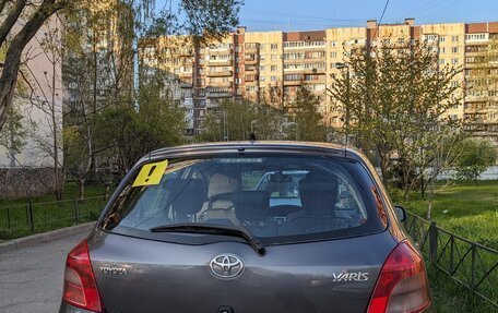 Toyota Yaris III рестайлинг, 2008 год, 510 000 рублей, 12 фотография