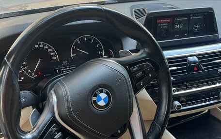 BMW 5 серия, 2018 год, 2 900 000 рублей, 8 фотография