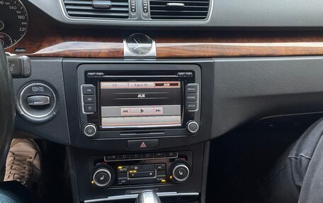 Volkswagen Passat CC I рестайлинг, 2011 год, 1 100 000 рублей, 12 фотография