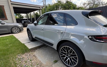 Porsche Macan I рестайлинг, 2021 год, 6 990 000 рублей, 2 фотография