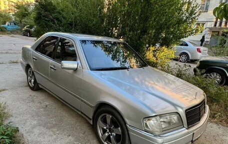 Mercedes-Benz C-Класс, 1994 год, 400 000 рублей, 7 фотография