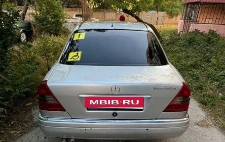 Mercedes-Benz C-Класс, 1994 год, 400 000 рублей, 3 фотография