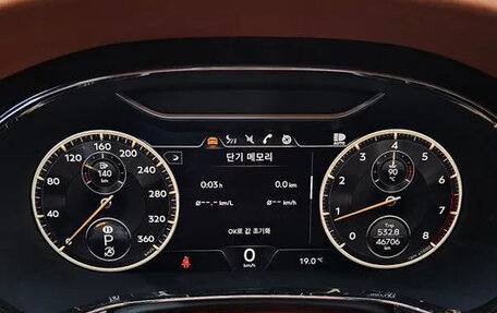 Bentley Flying Spur, 2022 год, 18 600 000 рублей, 7 фотография