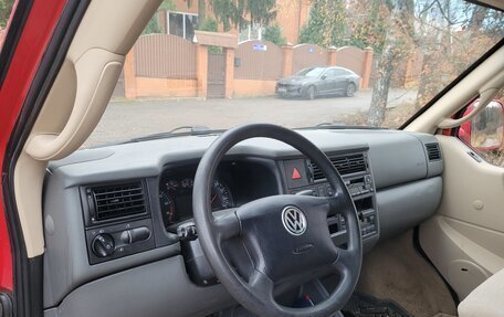 Volkswagen EuroVan T4, 2001 год, 850 000 рублей, 15 фотография