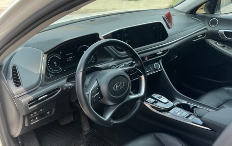 Hyundai Sonata VIII, 2021 год, 1 990 000 рублей, 12 фотография