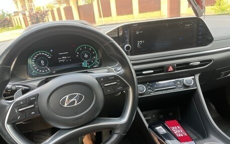 Hyundai Sonata VIII, 2021 год, 1 990 000 рублей, 13 фотография