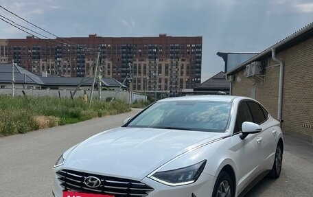Hyundai Sonata VIII, 2021 год, 1 990 000 рублей, 3 фотография