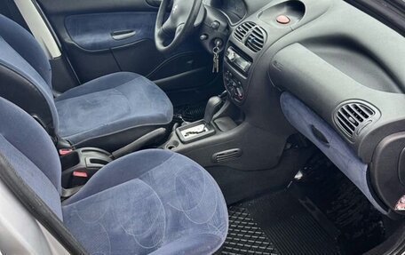 Peugeot 206, 2001 год, 500 000 рублей, 10 фотография