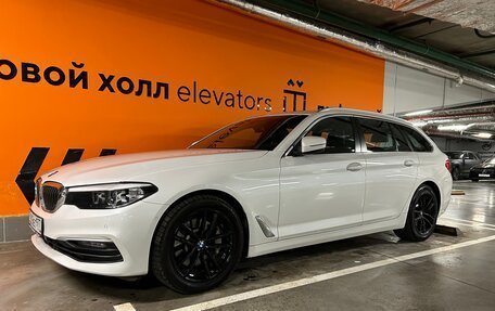 BMW 5 серия, 2019 год, 3 950 000 рублей, 4 фотография
