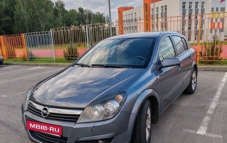 Opel Astra H, 2005 год, 445 000 рублей, 2 фотография