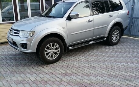 Mitsubishi Pajero Sport II рестайлинг, 2014 год, 1 800 000 рублей, 2 фотография