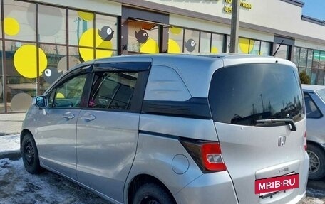 Honda Freed I, 2010 год, 1 230 000 рублей, 10 фотография