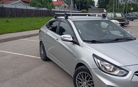 Hyundai Solaris II рестайлинг, 2013 год, 730 000 рублей, 5 фотография