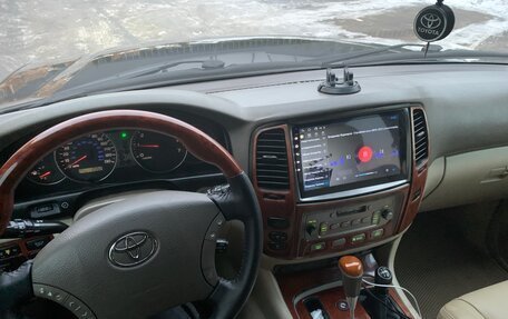Toyota Land Cruiser 100 рестайлинг 2, 2004 год, 2 100 000 рублей, 20 фотография