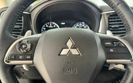 Mitsubishi Outlander III рестайлинг 3, 2013 год, 1 299 000 рублей, 20 фотография