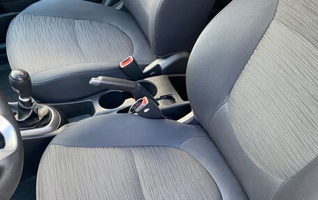 Hyundai Solaris II рестайлинг, 2014 год, 965 000 рублей, 15 фотография