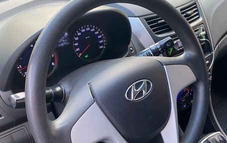 Hyundai Solaris II рестайлинг, 2014 год, 965 000 рублей, 12 фотография