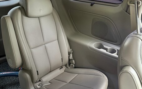 KIA Carnival III, 2018 год, 3 250 000 рублей, 15 фотография