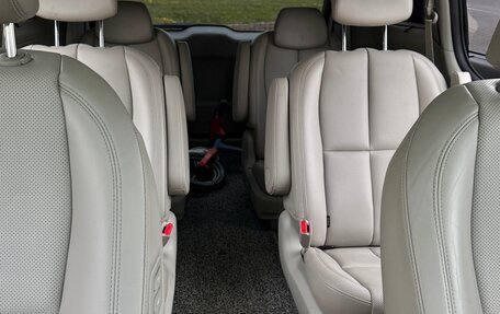 KIA Carnival III, 2018 год, 3 250 000 рублей, 16 фотография