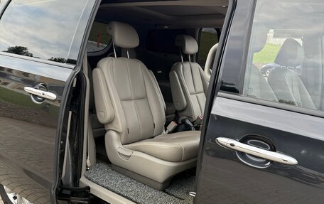 KIA Carnival III, 2018 год, 3 250 000 рублей, 21 фотография
